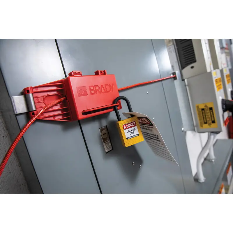 Panel Lockout, Circuit Breaker Type 1