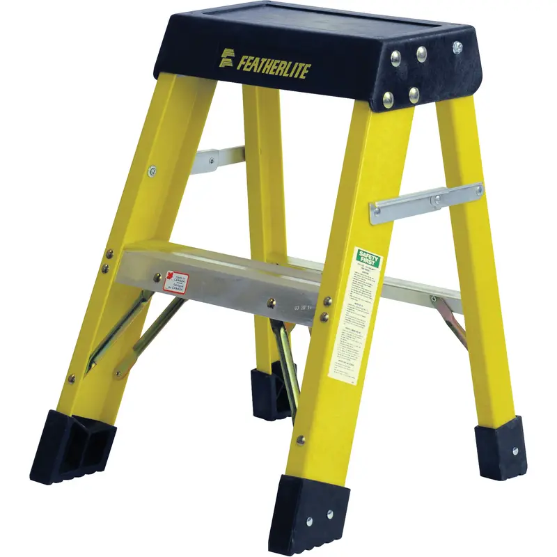 Step Stool/Ladders (6400 Series), 2', Fibreglass, 300 Lbs. Capacity, Type 1A 1